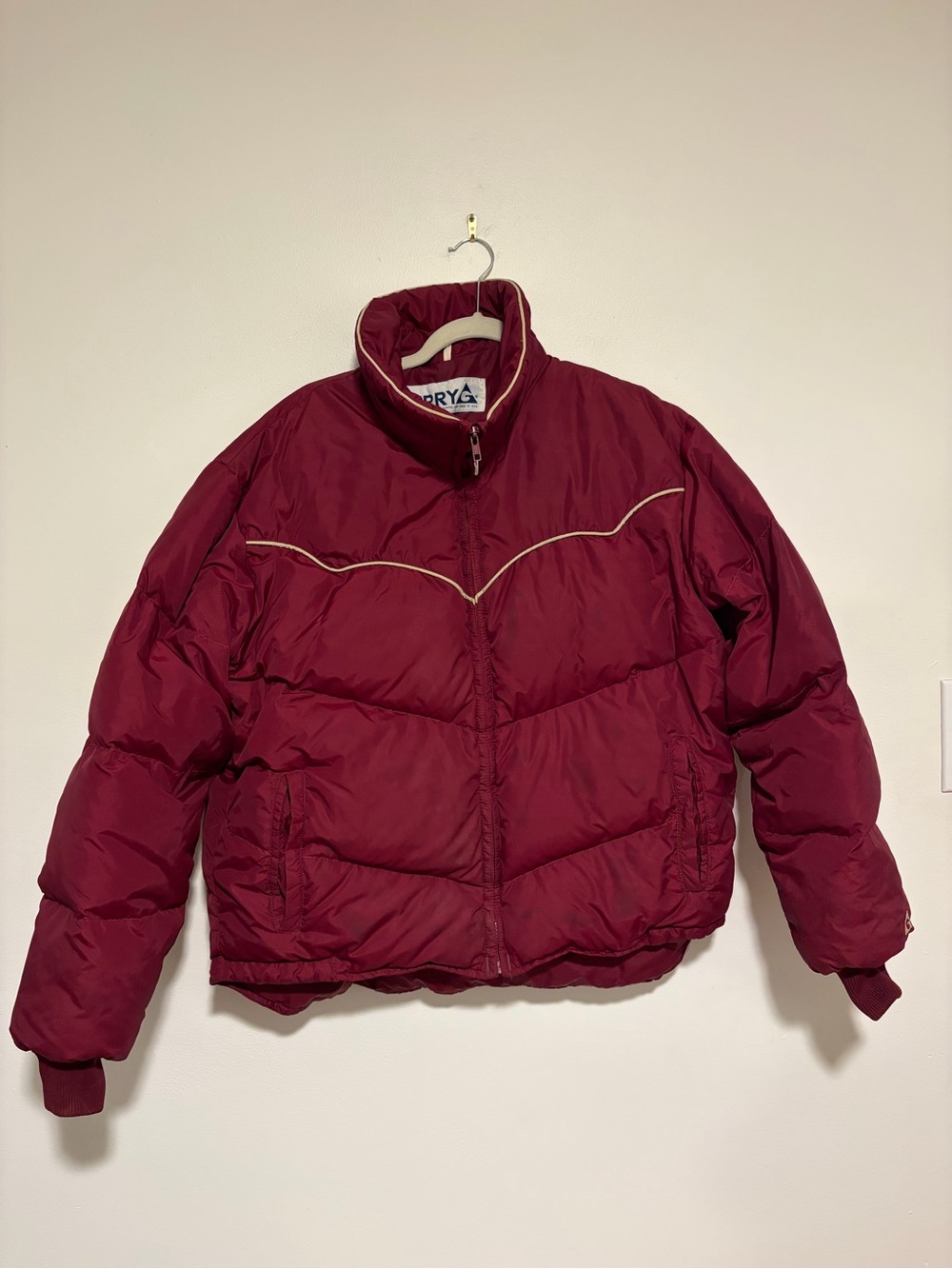 Gerry G vintage down puffer jacket in burgundy with cream piping Medium-large